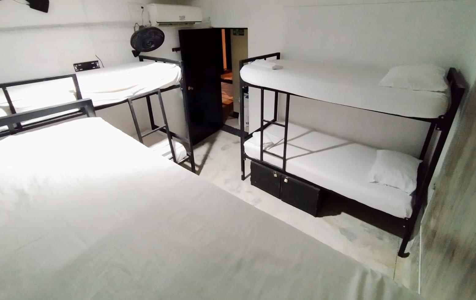 נייבה Hostal El Mohan מראה חיצוני תמונה