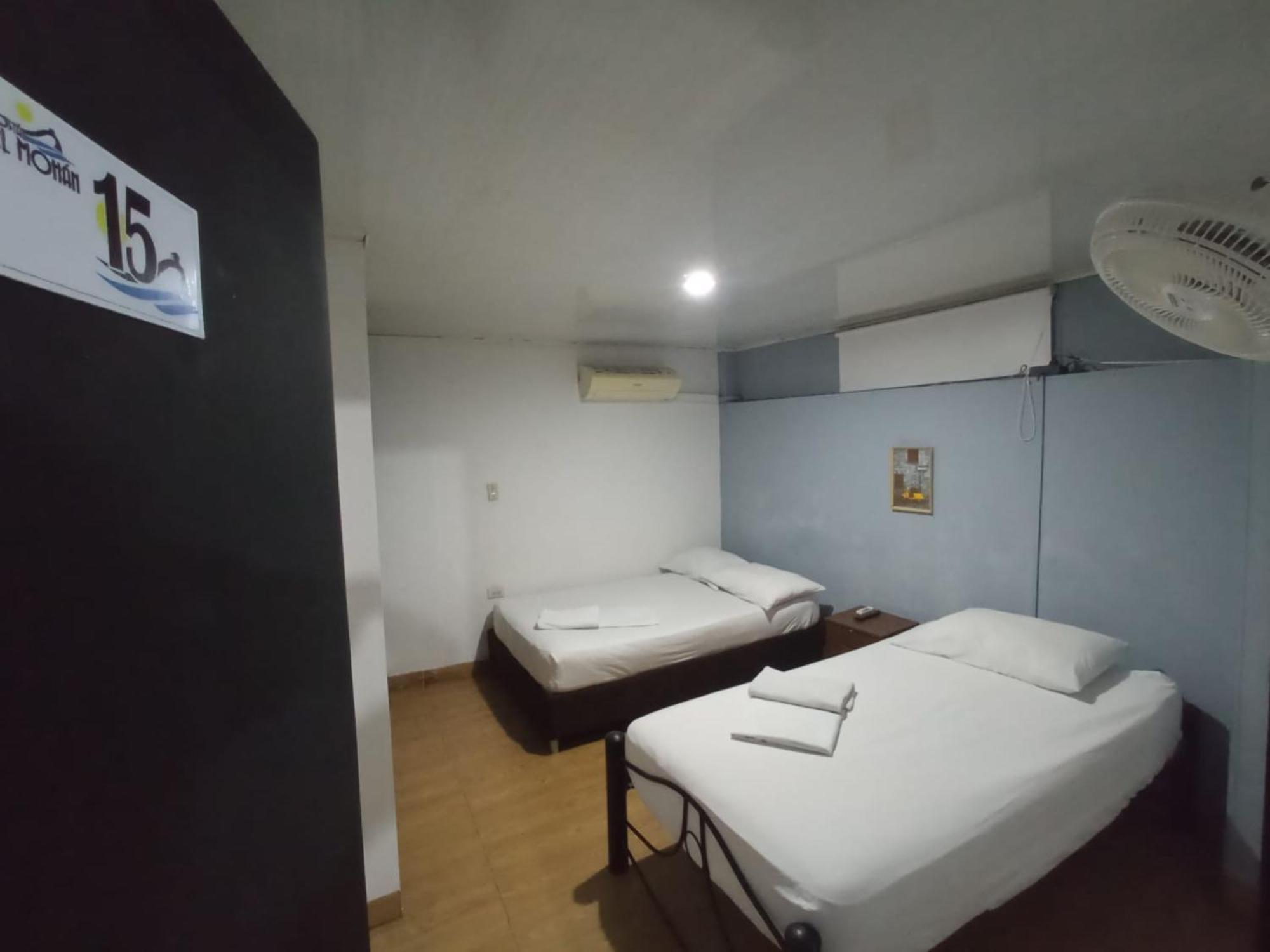 נייבה Hostal El Mohan מראה חיצוני תמונה