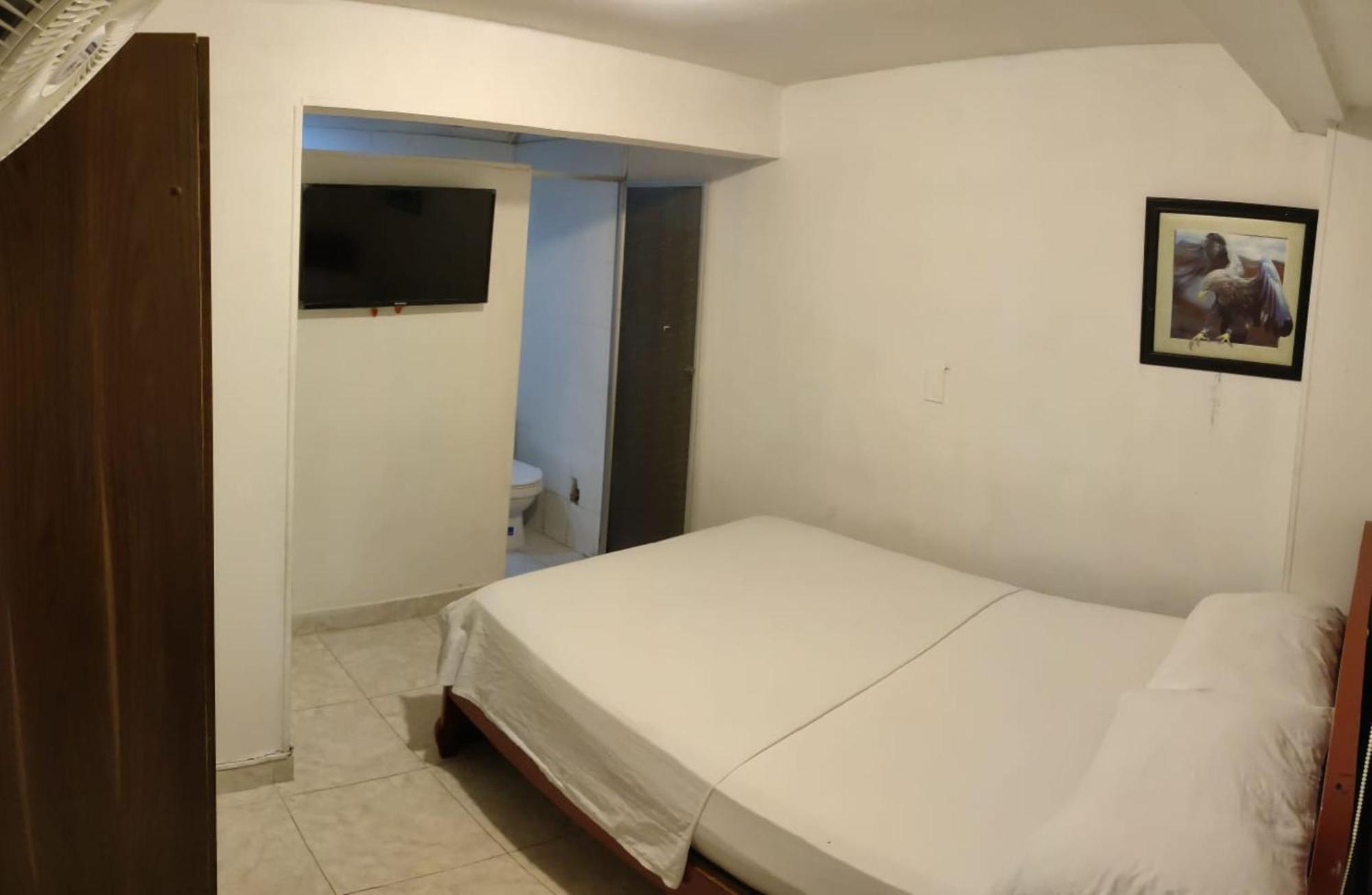 נייבה Hostal El Mohan מראה חיצוני תמונה