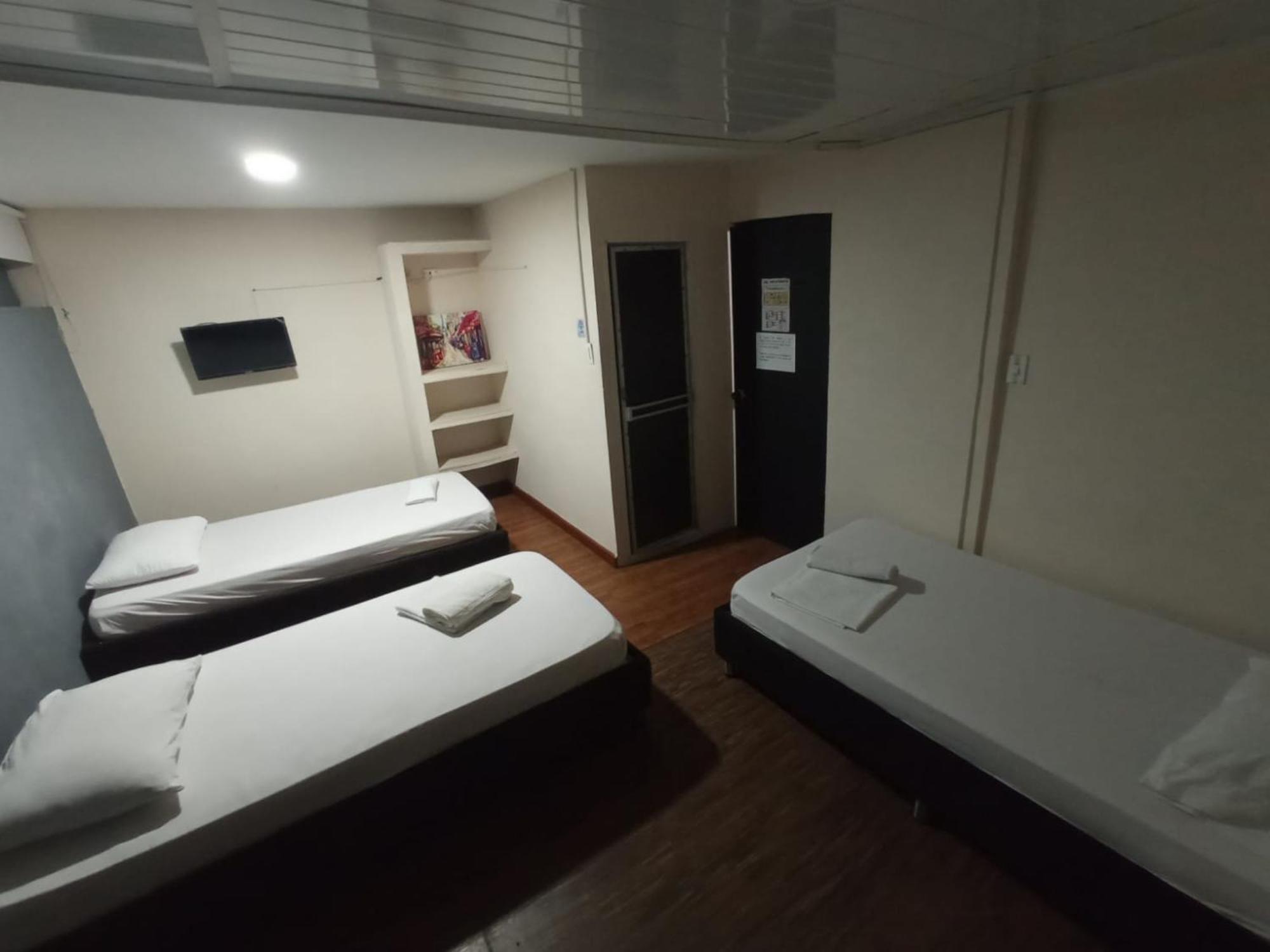 נייבה Hostal El Mohan מראה חיצוני תמונה